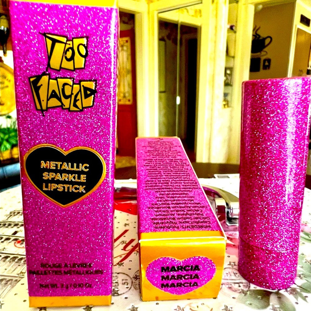 Too Faced Metallic sparkle lipstick (Discontinued)